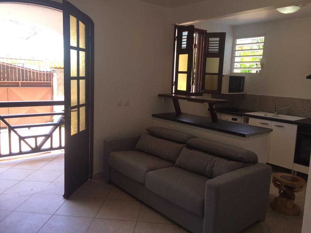 Location Guadeloupe Appartement Le Gosier  Buitenkant foto