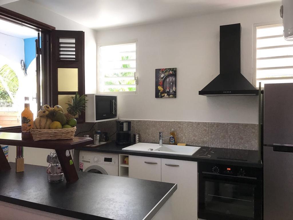 Location Guadeloupe Appartement Le Gosier  Buitenkant foto