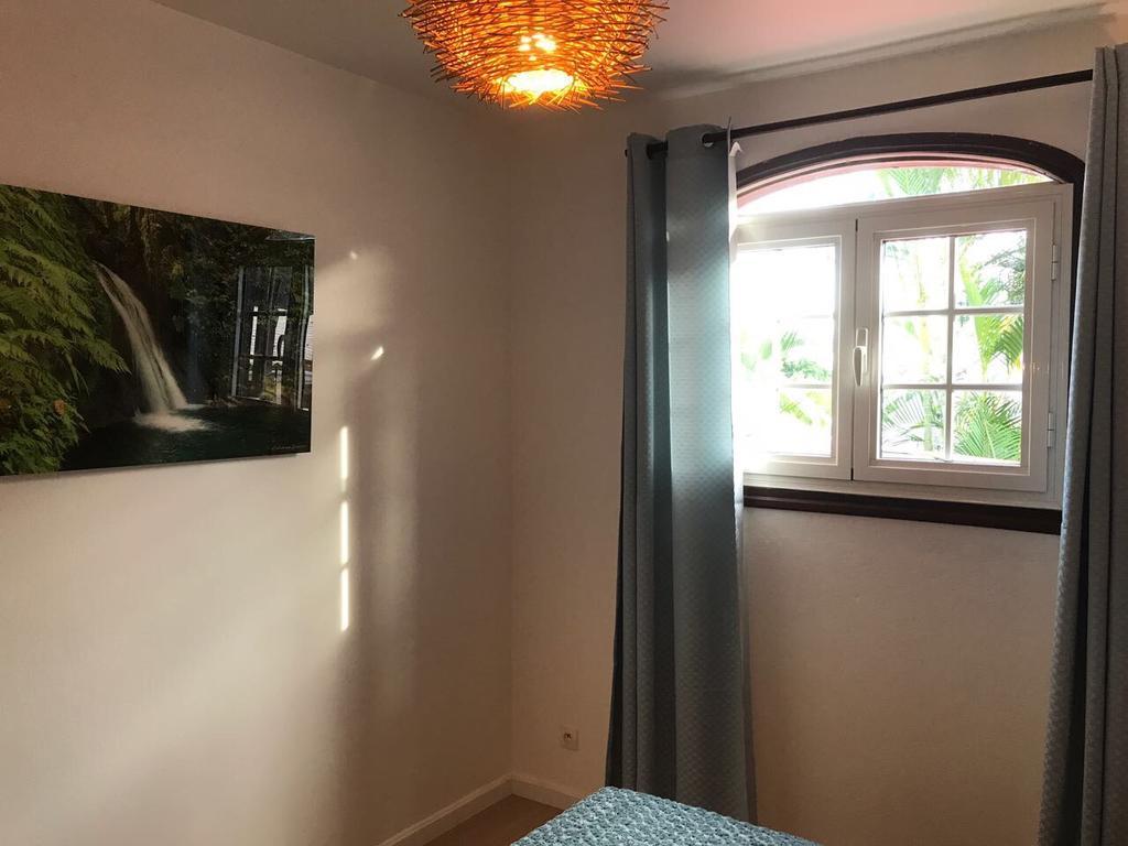 Location Guadeloupe Appartement Le Gosier  Buitenkant foto